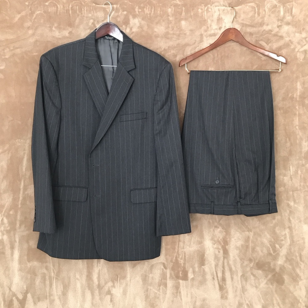 Jos A Bank Men's Signature Collection Classic Pinstripe Suit - charcoal gray